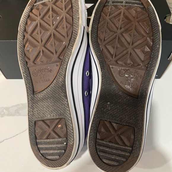Converse Chuck Taylor Electric Purple Low-Top Sneakers - Picture 10 of 10